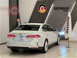 بی ئێم دەبڵیو سیریەس 5